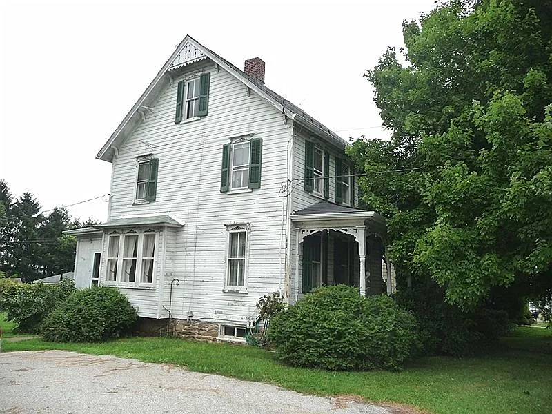 762 New Park Rd photo 1