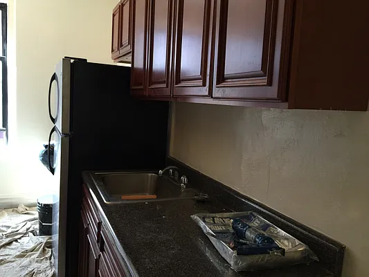 Rented by Edward Gugenheim, LREB | media 11