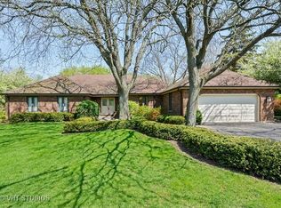 2562 Lincoln Ave, Long Grove, IL 60047