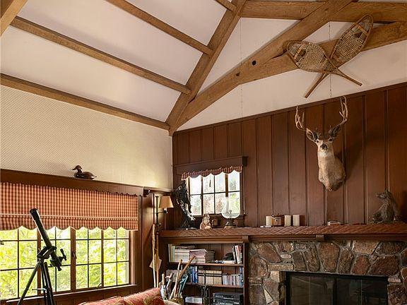 4th image of 311 John Muir Rd