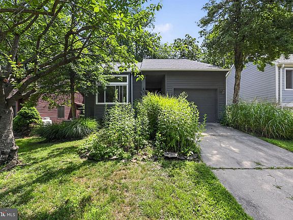 5th image of 79 Windwhisper Ln