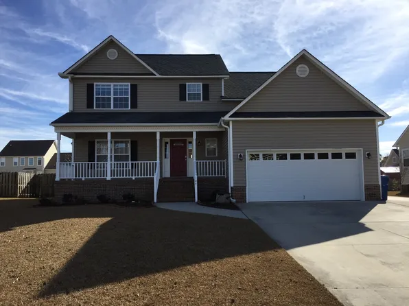 104 Runnymeade Dr, Jacksonville, NC 28540