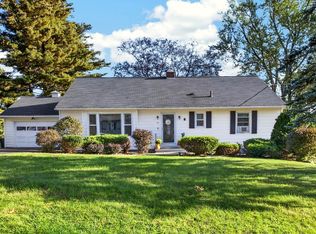 37 Coolidge Rd, Amsterdam, NY 12010