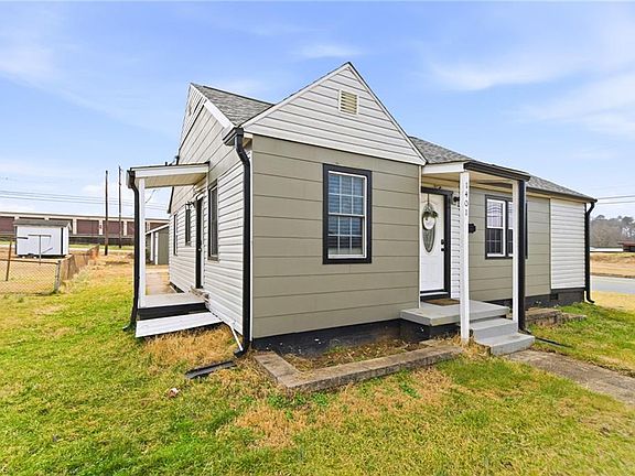 4th image of 1401 Ashe St