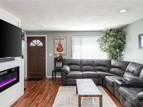 4th image of 4700 Pinecroft Ct