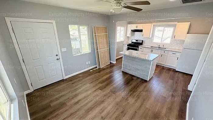 303 El Tejon Ave #B — Photo 8