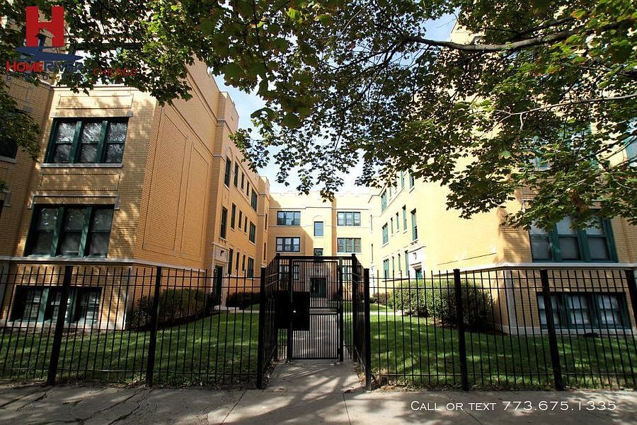 2nd image of 10920 S Vernon Ave APT 1E