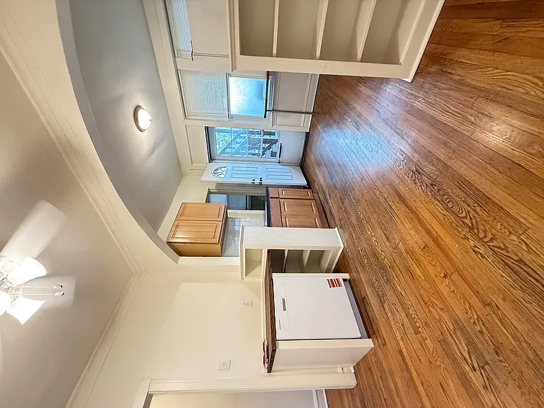 3235 W Dickens Ave #2 — Photo 4