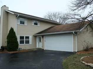 711 Porten Rd, McHenry, IL 60051