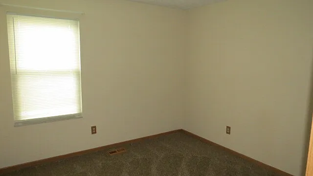 1106 Rendezvous Ln — Photo 15