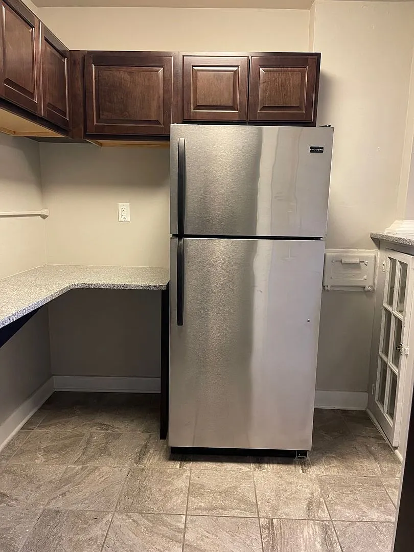 Dreamvesting Rentals (812 N 33rd St) (Nottingham) — Photo 4