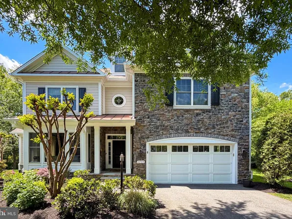 10505 Taba Cove Ct, Fairfax, VA 22030