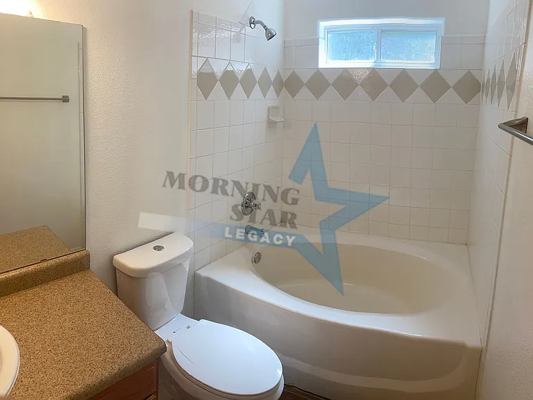 1320 Doniphan Pl — Photo 10