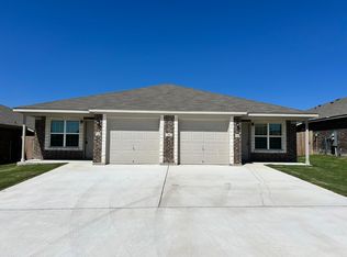 114 Dolphin Dr #B, Temple, TX 76501