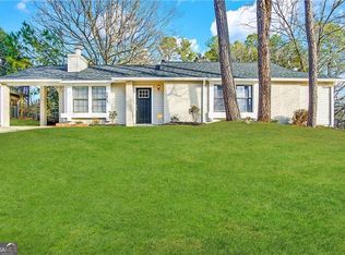 2473 Leslie Brook Dr, Decatur, GA 30035