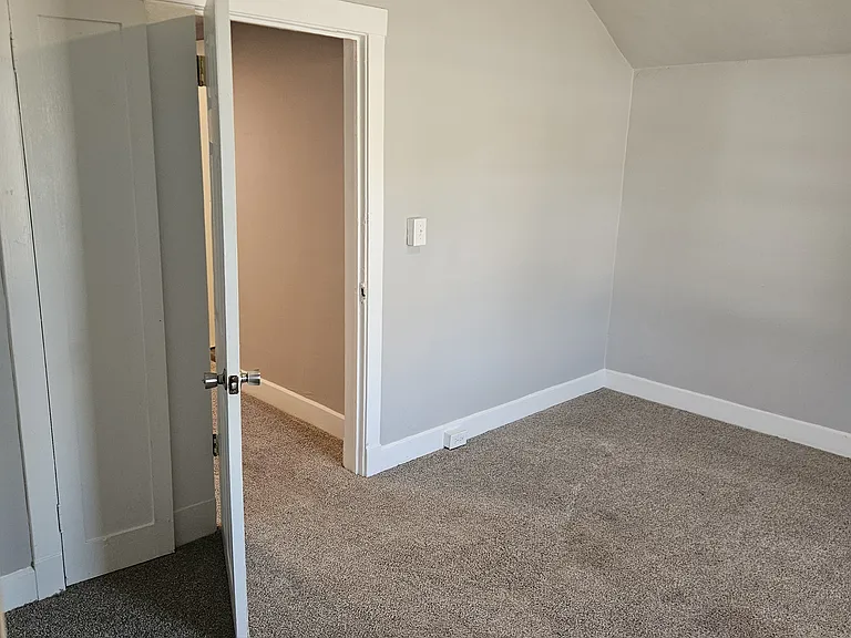 402 S Adams St — Photo 21