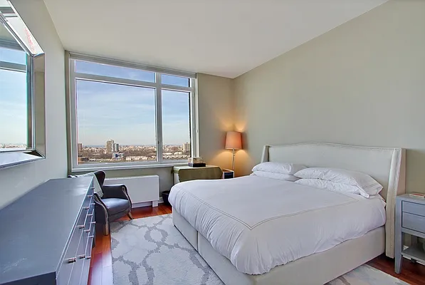 Sold by Corcoran | media 19