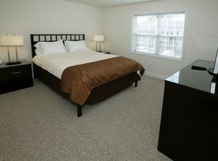 2703 River View Rd, Troy, NY 12183