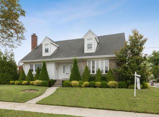 146-06 Rockaway Beach Blvd, Rockaway Park, NY 11694