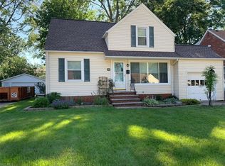 300 E 285th St, Willowick, OH 44095