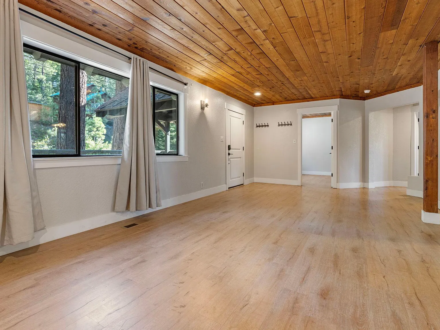 11731 Cedar Trl — Photo 4
