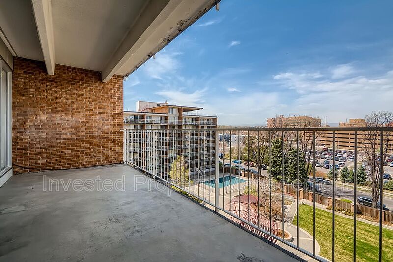 1st image of 955 Eudora St APT 607