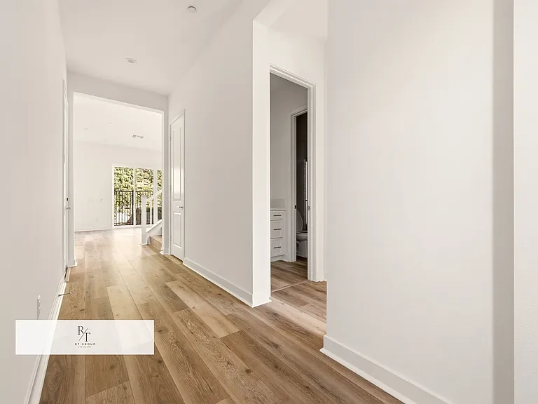 22115 Portofino Dr — Photo 7