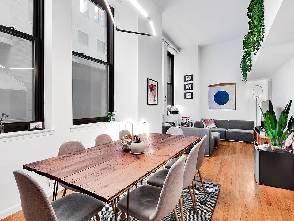 1st image of 65 Nassau St APT 2A