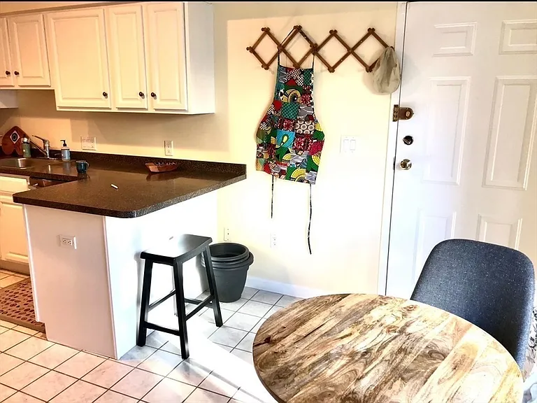 20 Cameron St #102 — Photo 10