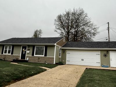 2204 S 7th Ave E, Newton, IA, 50208