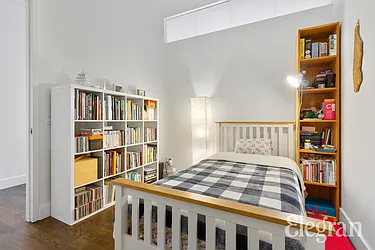 Rented by (Legacy) Elegran