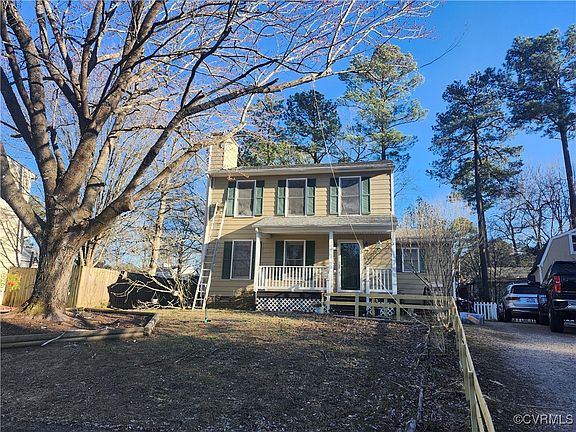 2nd image of 2105 Summerhook Ct