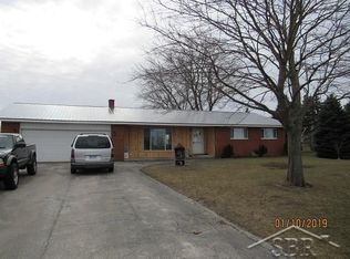 440 E Ridge Rd, Bay City, MI 48708