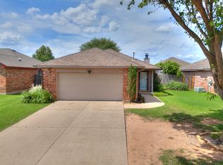 12413 NW 3rd St, Yukon, OK 73099