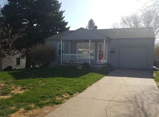 2303 N 71st St, Omaha, NE 68104