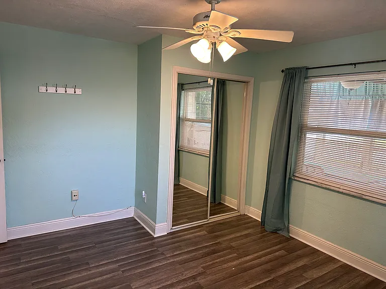 1355 Hiawatha Ave — Photo 10
