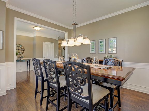 5th image of 2663 Mickelson Dr