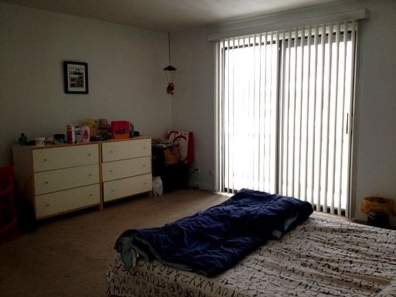 5th image of 17 Eastham Ct #0