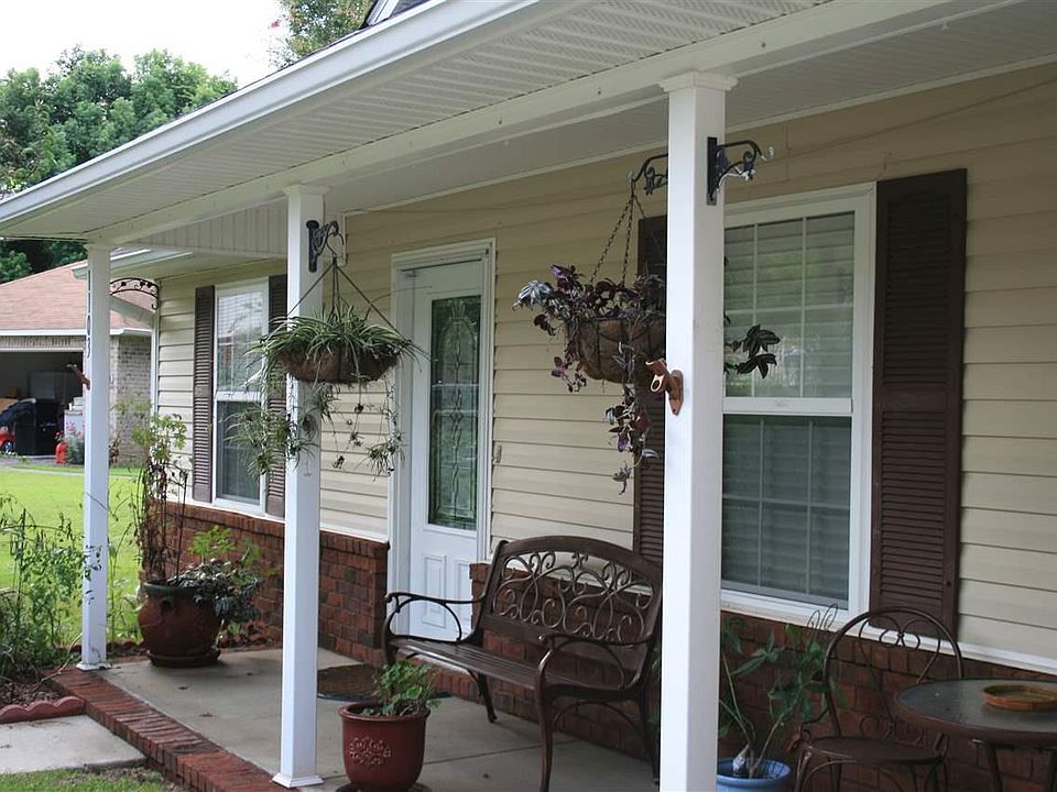 1st image of 1103 Cobblestone Dr