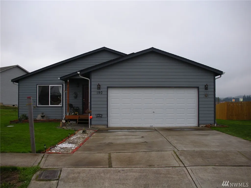 190 Hannah Ln photo 1