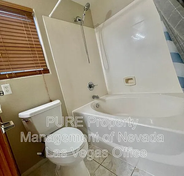 3528 Laguna Veneta Ave — Photo 29
