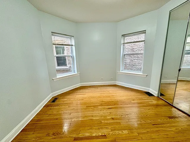 5618 N Artesian Ave #1 — Photo 11