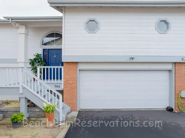 744 Brighton Ave, Grover Beach, CA 93433