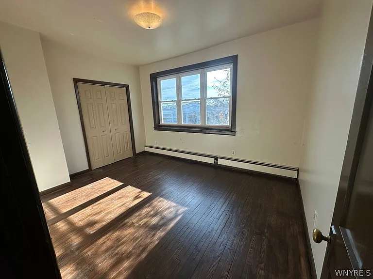 654 Hertel Ave #D — Photo 7