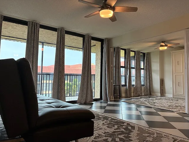 19701 Gulf Blvd #TOP — Photo 1