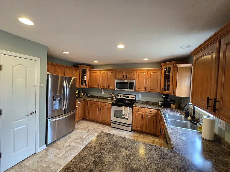 594 Mountain View Dr — Photo 8