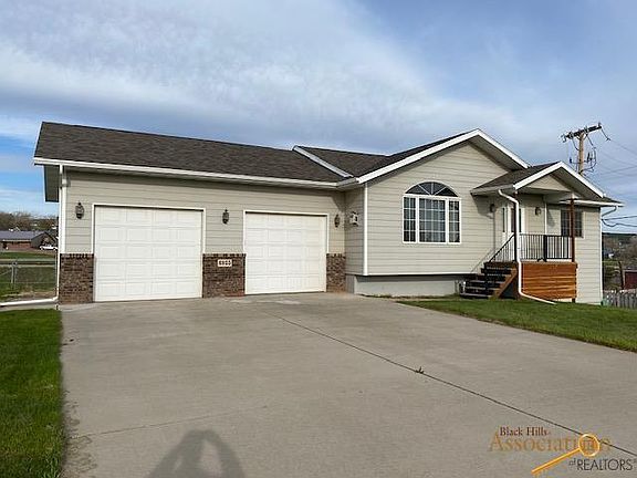 3rd image of 6925 Meadow Rose Ln