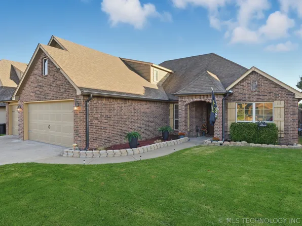 7404 E 83rd St N, Owasso, OK 74055