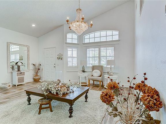 5th image of 3358 Silvermoon Dr