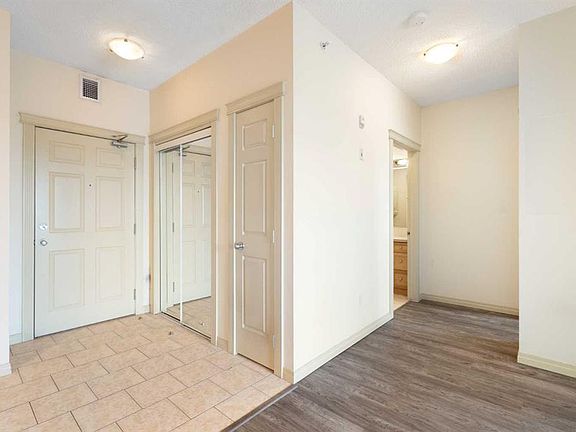 3rd image of 1507 E Centre A St NE #512